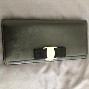 Ferragamo Black Ocean Vera Continental Wallet